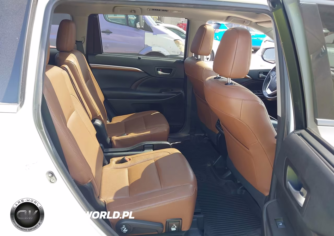 2017 Toyota Highlander Limited Platinum VIN:5TDDZRFH1HS456266 - 8