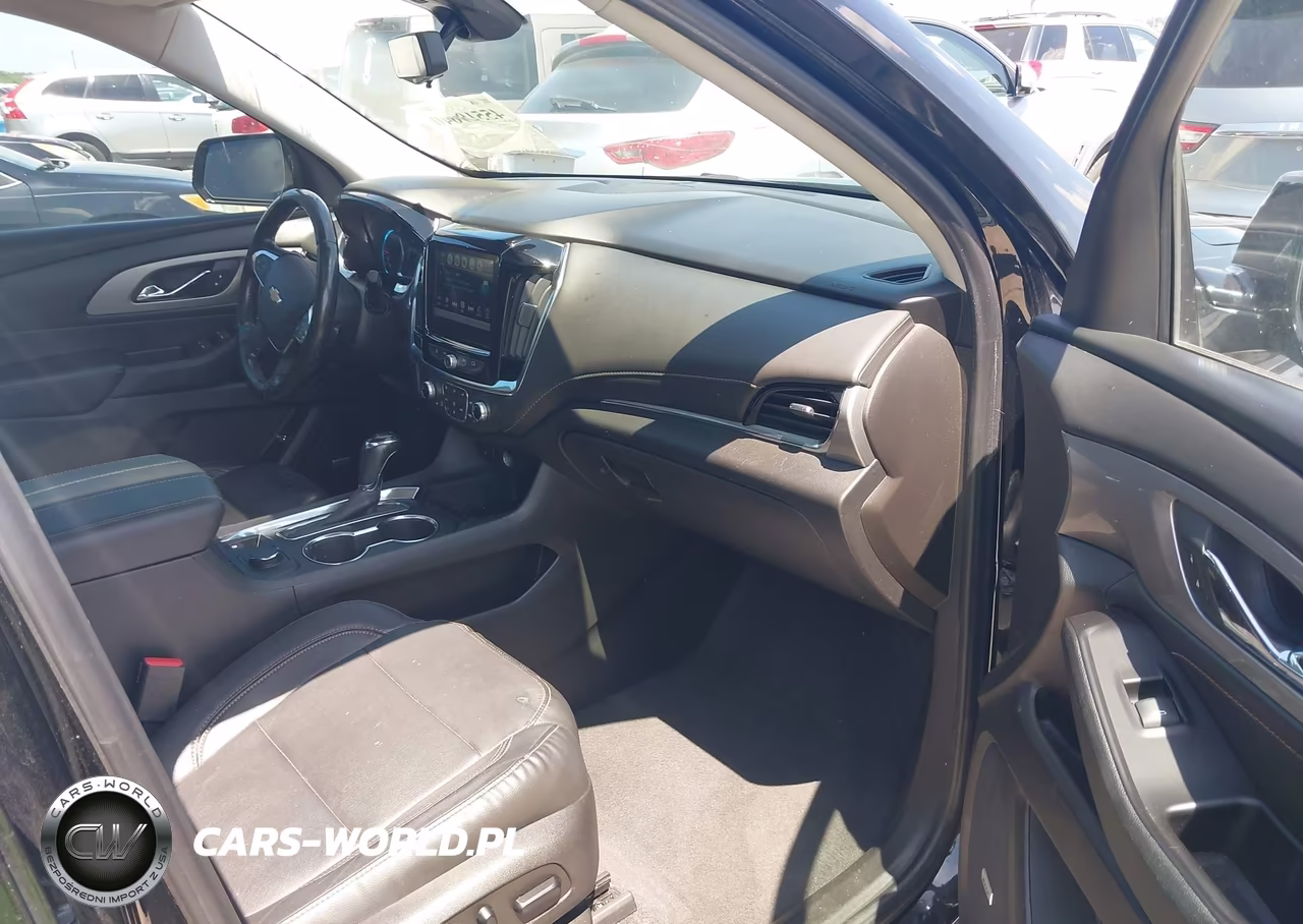 2019 Chevrolet Traverse 3Lt VIN:1GNERHKWXKJ221900 - 5
