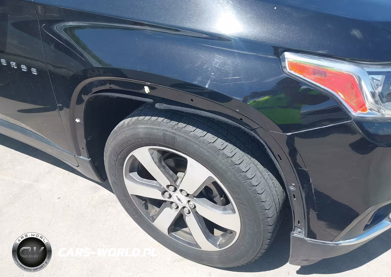 2019 Chevrolet Traverse 3Lt VIN:1GNERHKWXKJ221900 - 6