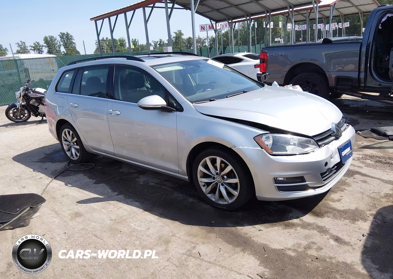 2015 Volkswagen Golf Sportwagen Tsi Se 4-Door