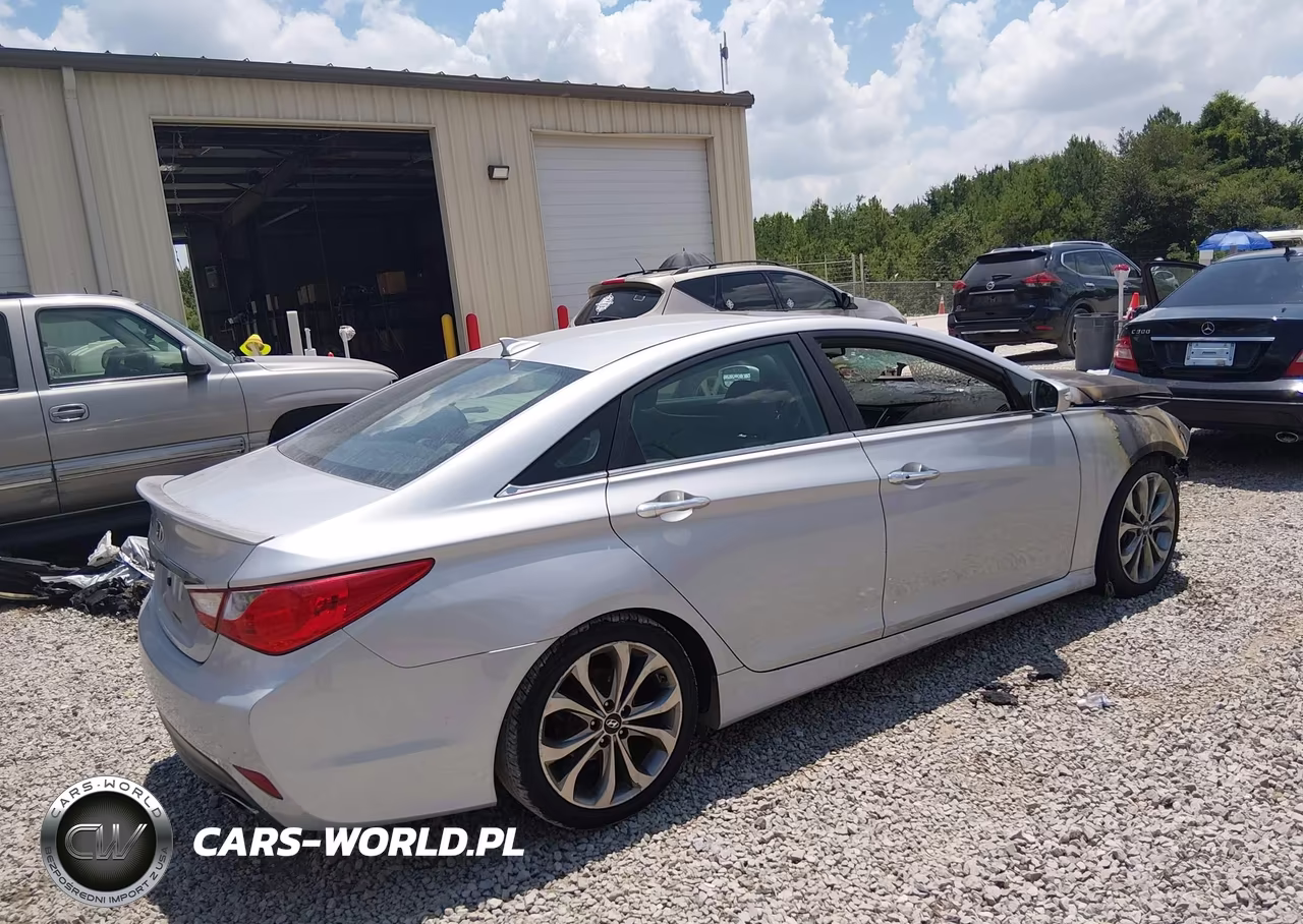 2014 Hyundai Sonata Se VIN:5NPEC4AC8EH897155 - 4