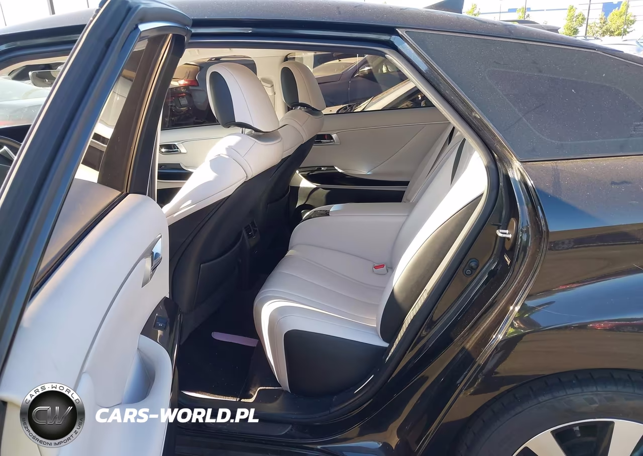 2019 Toyota Mirai VIN:JTDBVRBDXKA007078 - 8