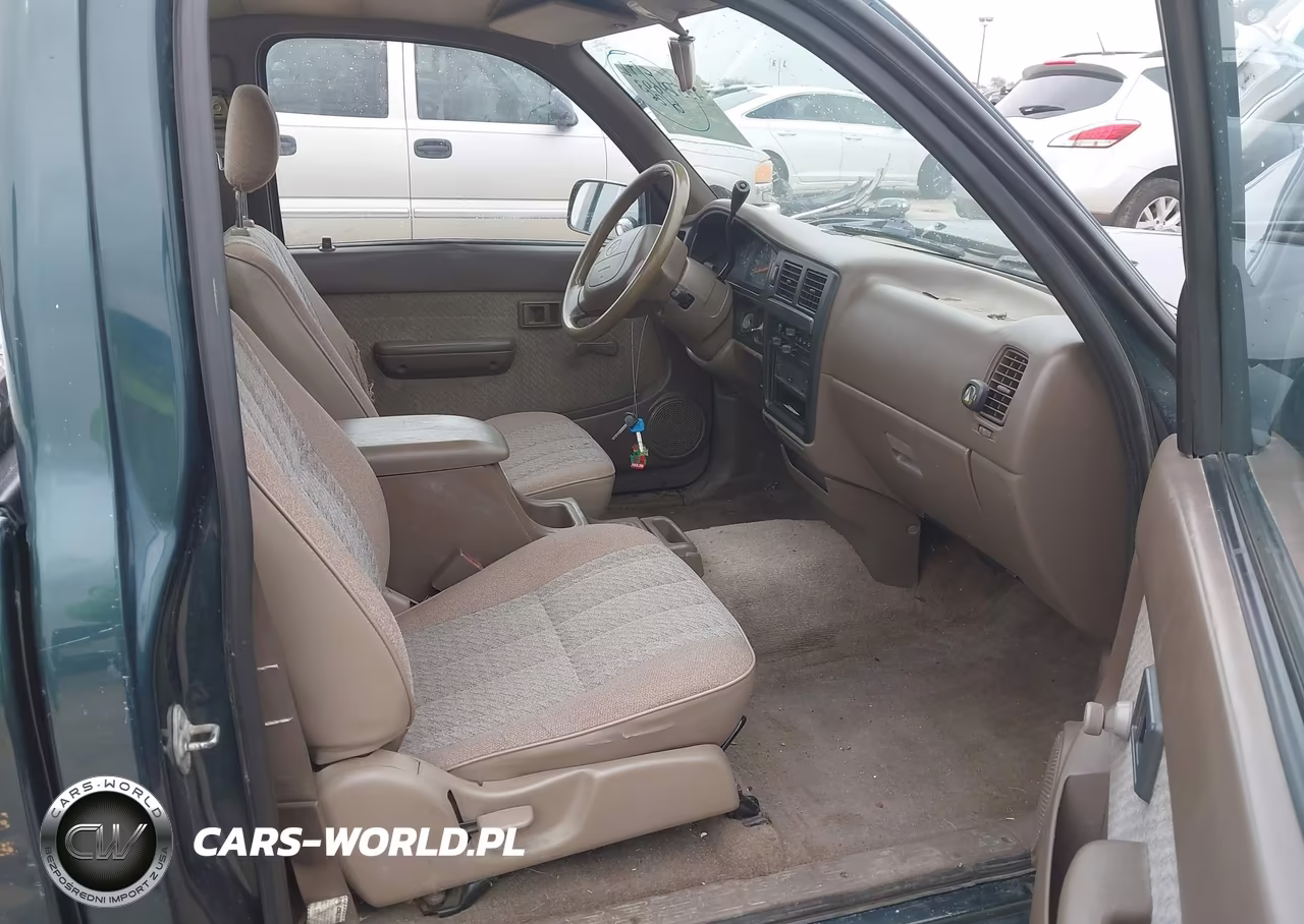 1996 Toyota Tacoma VIN:4TANL42N6TZ105361 - 5