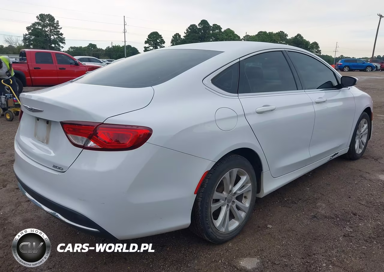 2016 Chrysler 200 Limited VIN:1C3CCCAB5GN151214 - 4