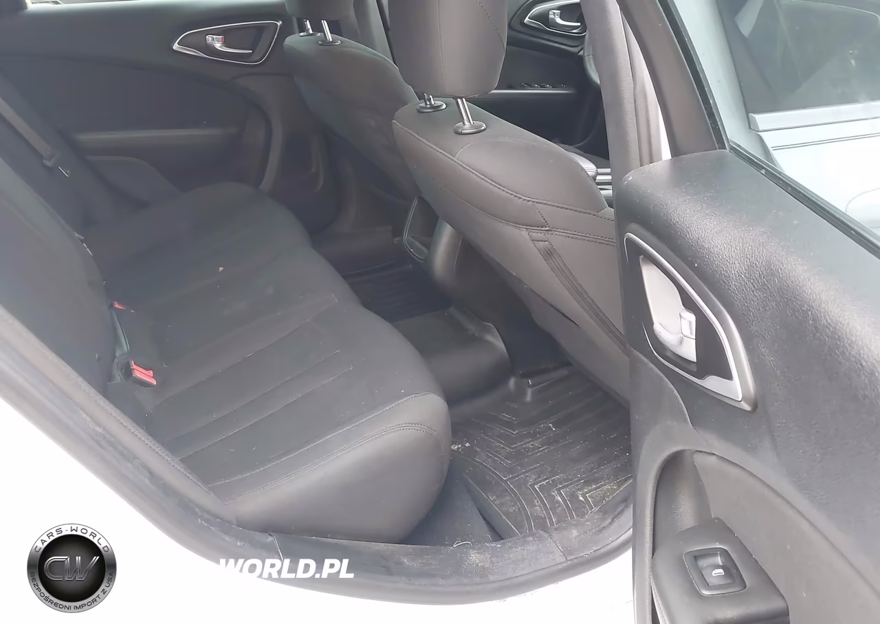 2016 Chrysler 200 Limited VIN:1C3CCCAB5GN151214 - 8