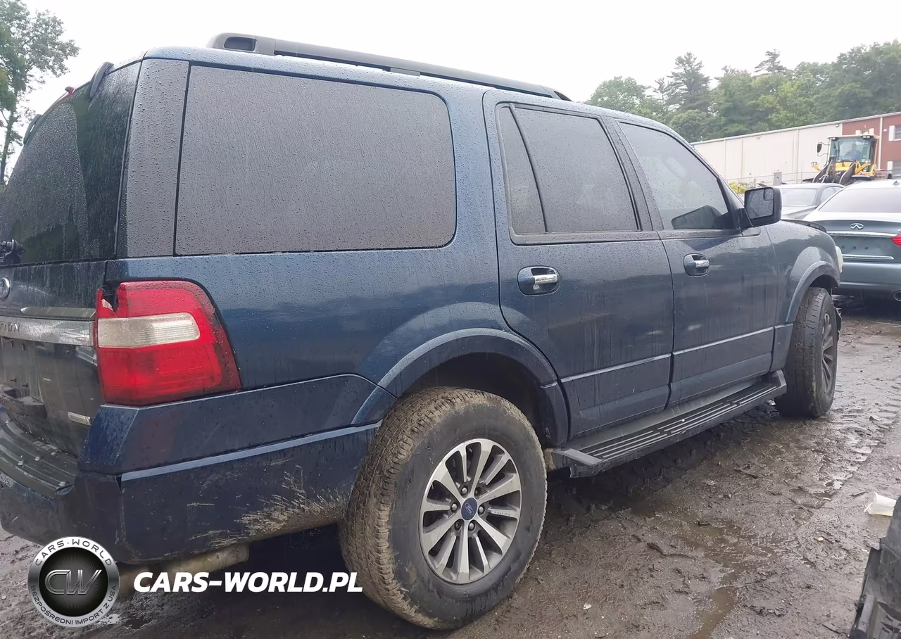 2016 Ford Expedition Xlt VIN:1FMJU1JT2GEF02637 - 4