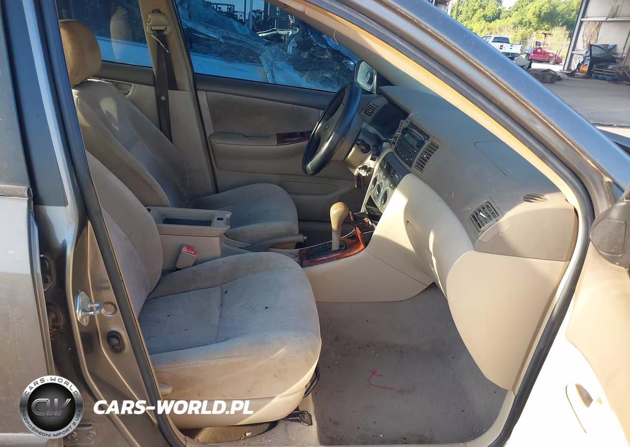 2006 Toyota Corolla Le VIN:1NXBR32E36Z641584 - 5