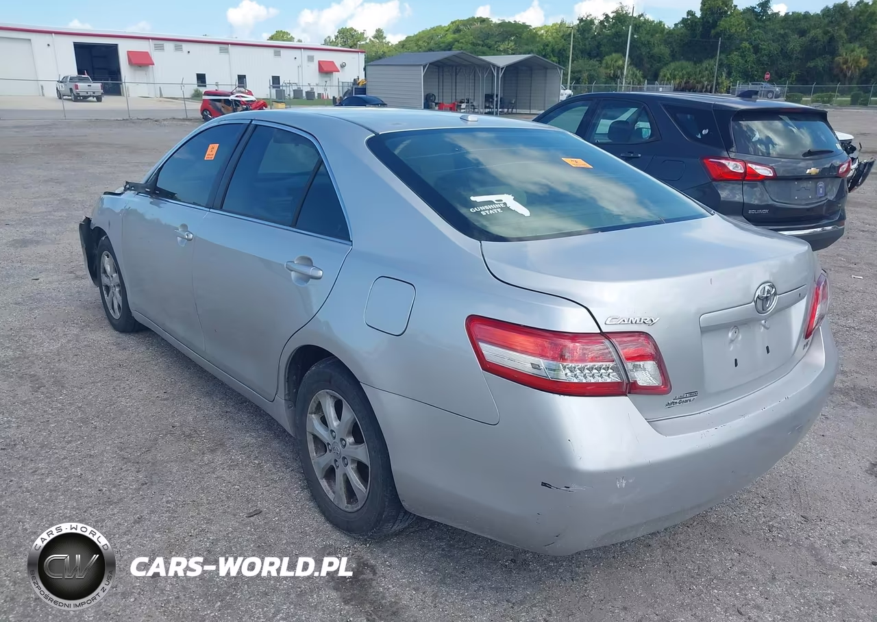 2011 Toyota Camry Le VIN:4T1BF3EKXBU711148 - 3