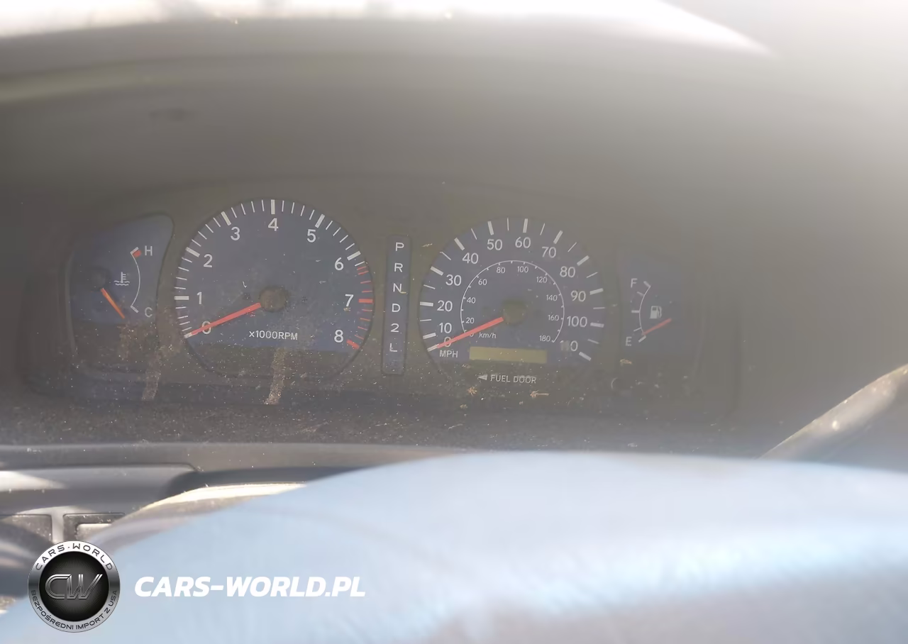 2002 Toyota Sienna Le VIN:4T3ZF13C22U447798 - 7