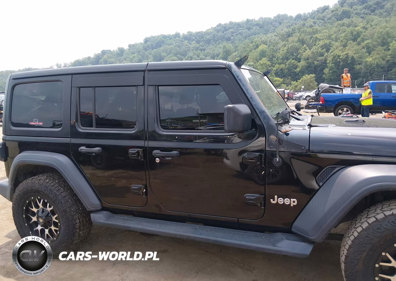 2018 Jeep Wrangler Unlimited Sport S 4X4 VIN:1C4HJXDG2JW111339 - 13