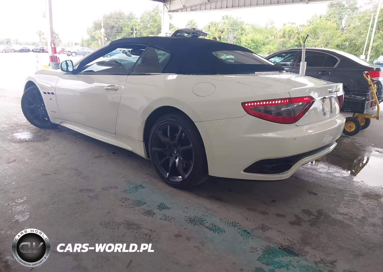 2015 Maserati Granturismo Mc-Mc Centennial-Sport VIN:ZAM45VMA2F0147914 - 3