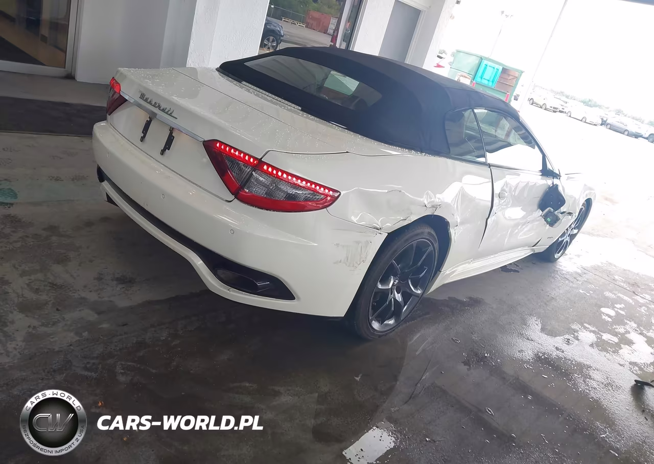 2015 Maserati Granturismo Mc-Mc Centennial-Sport VIN:ZAM45VMA2F0147914 - 4