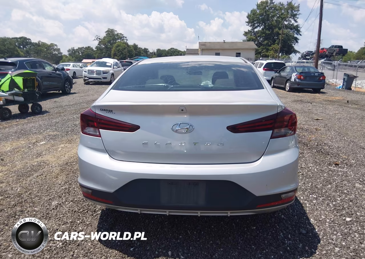 2019 Hyundai Elantra Se VIN:5NPD74LF8KH487894 - 17