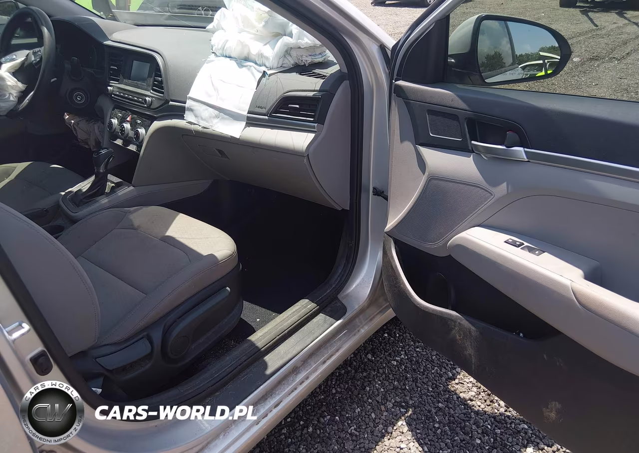 2019 Hyundai Elantra Se VIN:5NPD74LF8KH487894 - 5