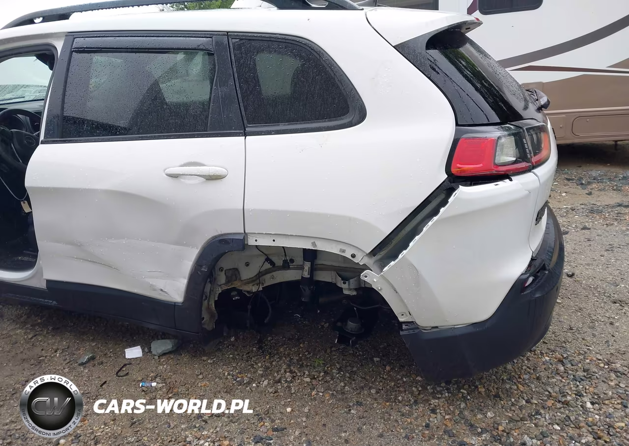 2020 Jeep Cherokee Altitude 4X4 VIN:1C4PJMLB4LD539699 - 6