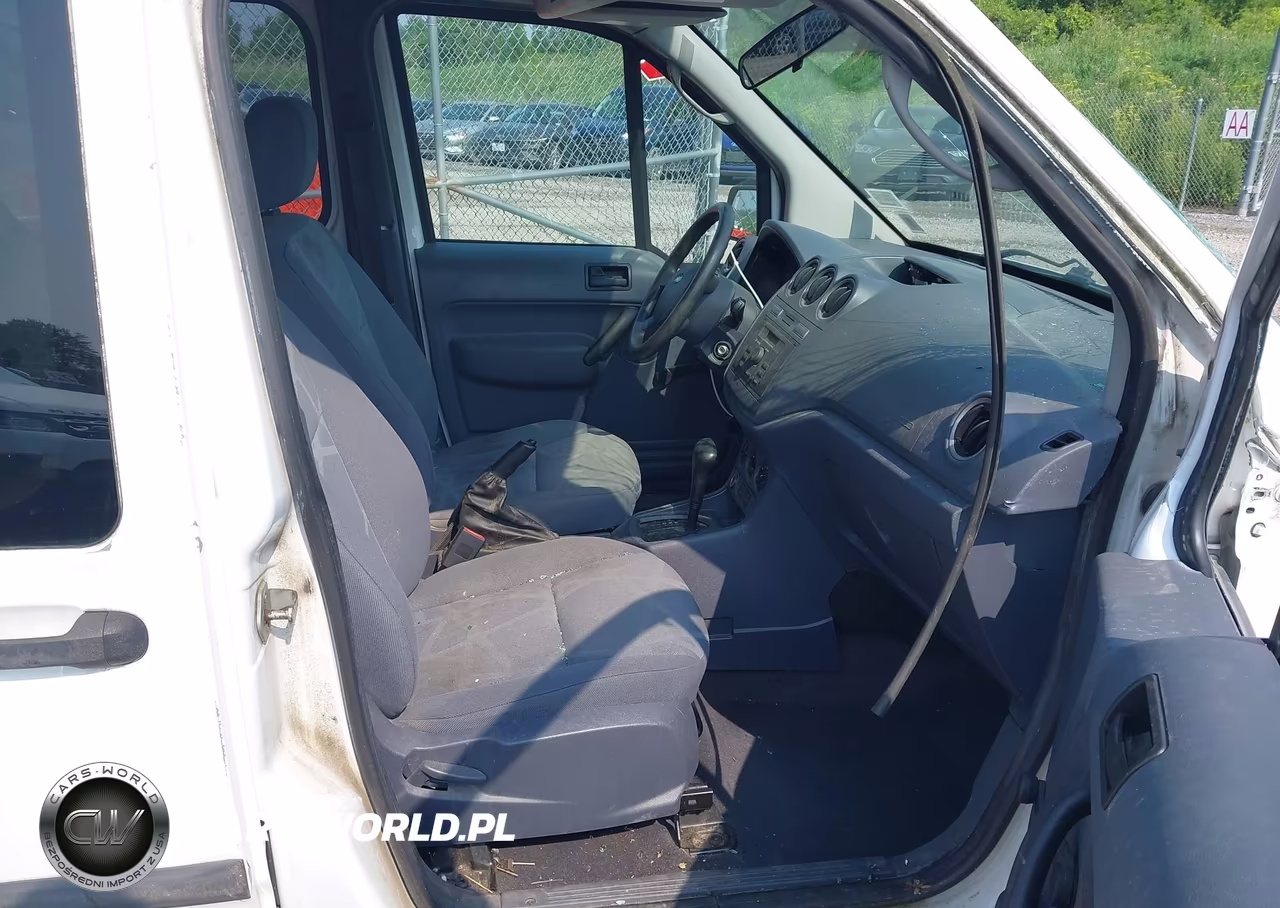 2010 Ford Transit Connect Xl VIN:NM0LS6AN0AT030939 - 5