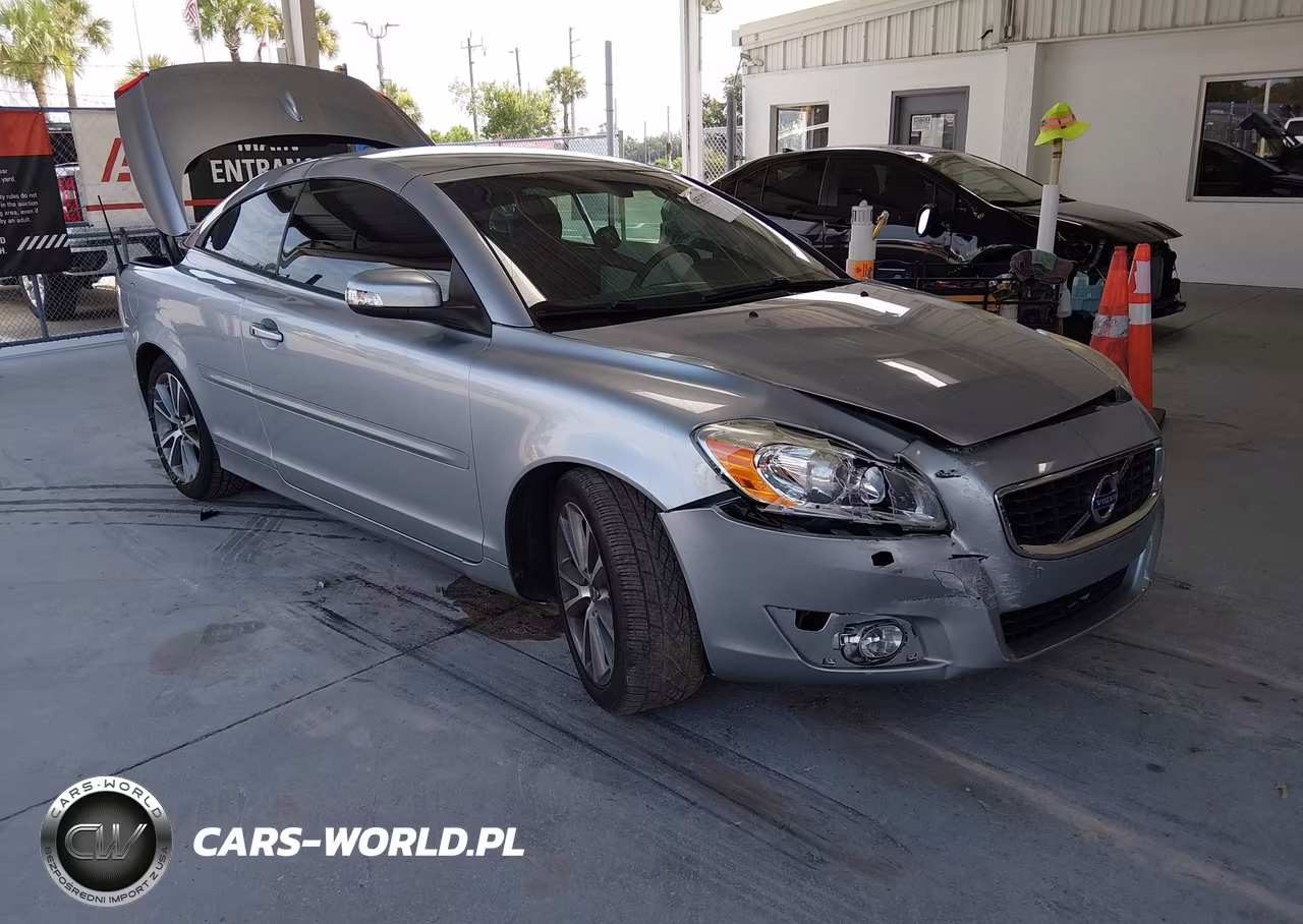 2013 Volvo C70 T5