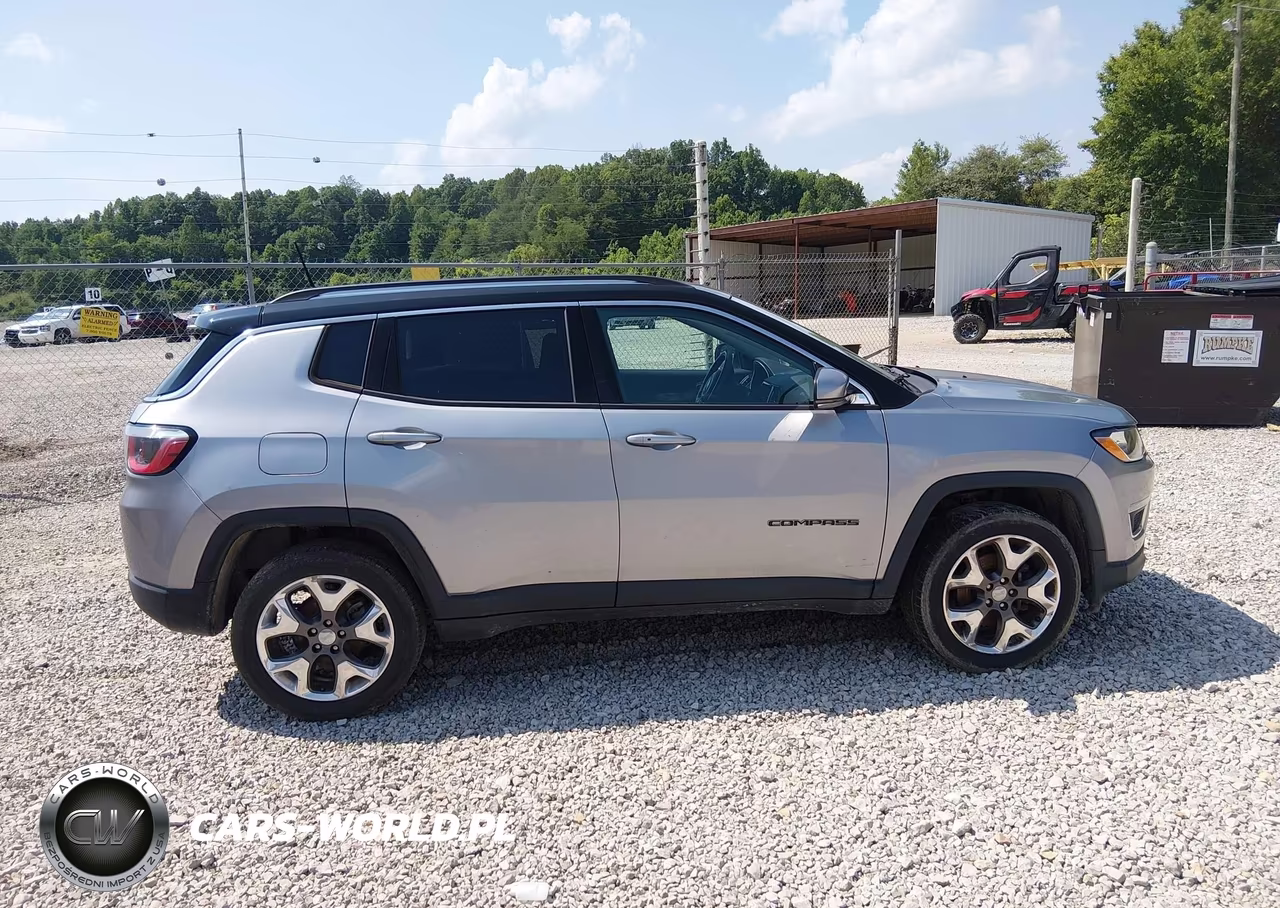 2018 Jeep Compass Limited 4X4 VIN:3C4NJDCB6JT484266 - 13