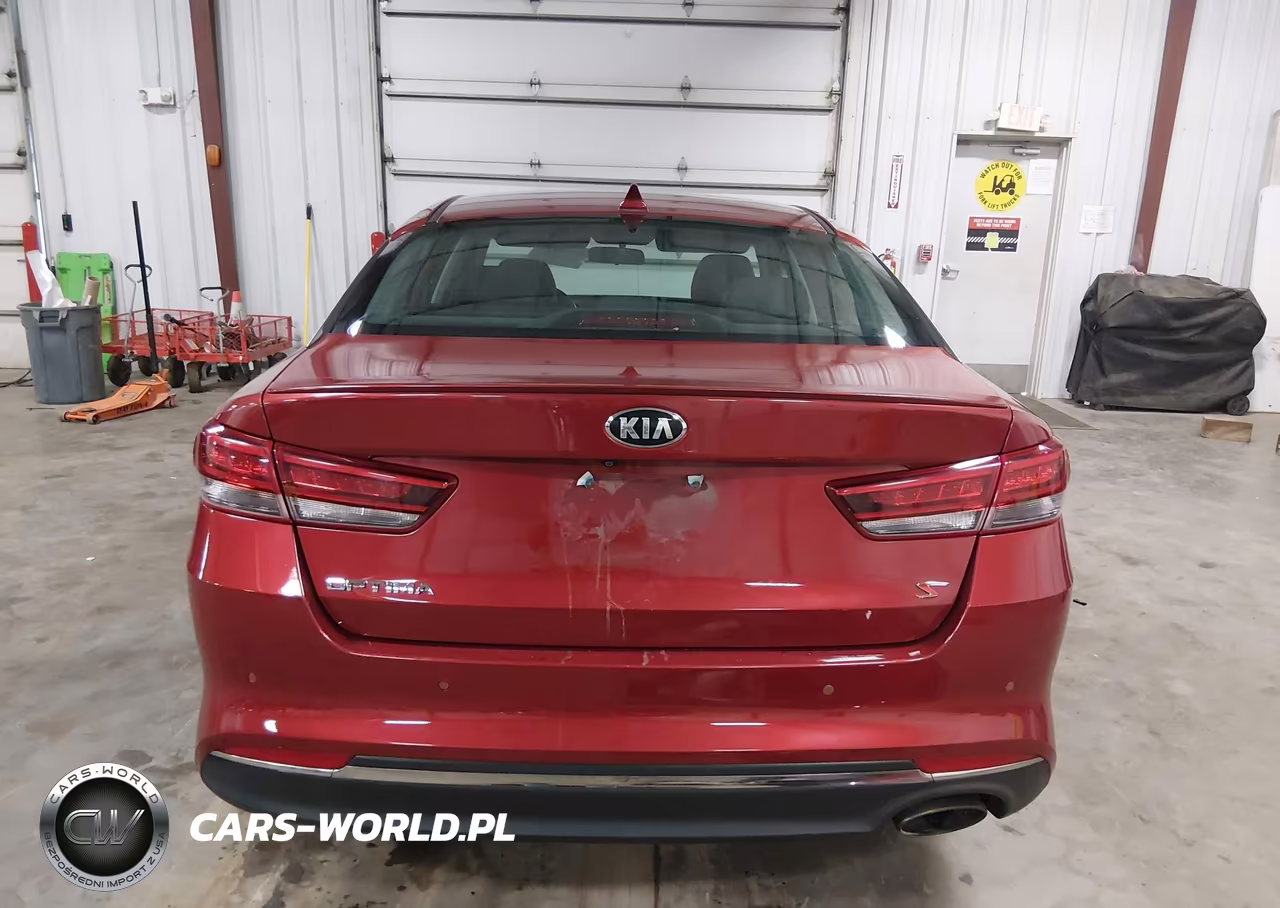 2018 Kia Optima S VIN:5XXGT4L32JG201353 - 17