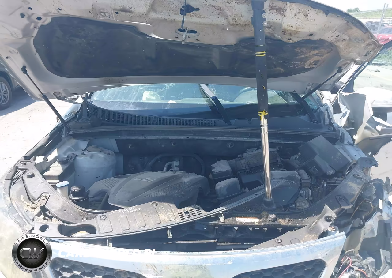 2012 Kia Sorento Lx VIN:5XYKTCA60CG225490 - 10