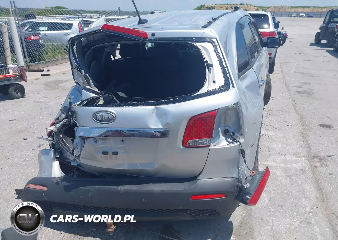 2012 Kia Sorento Lx VIN:5XYKTCA60CG225490 - 16