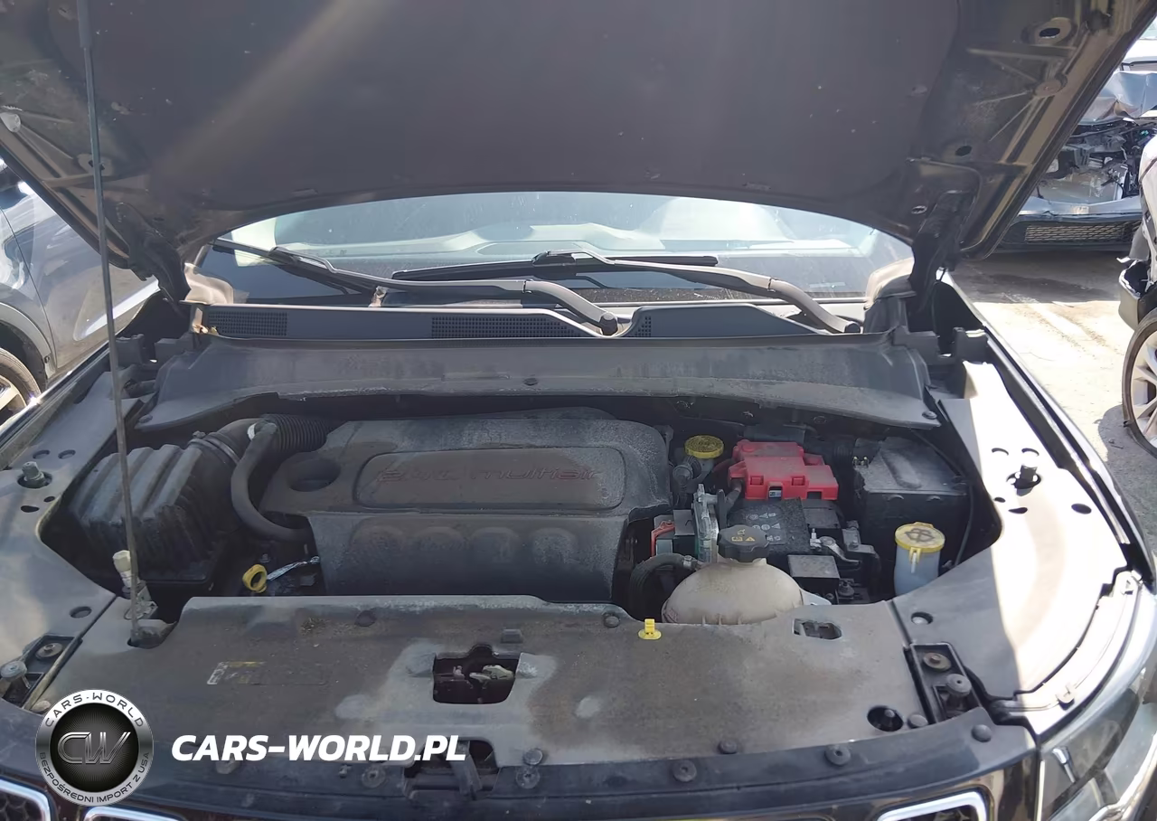 2019 Jeep Compass Latitude 4X4 VIN:3C4NJDBB8KT696430 - 10