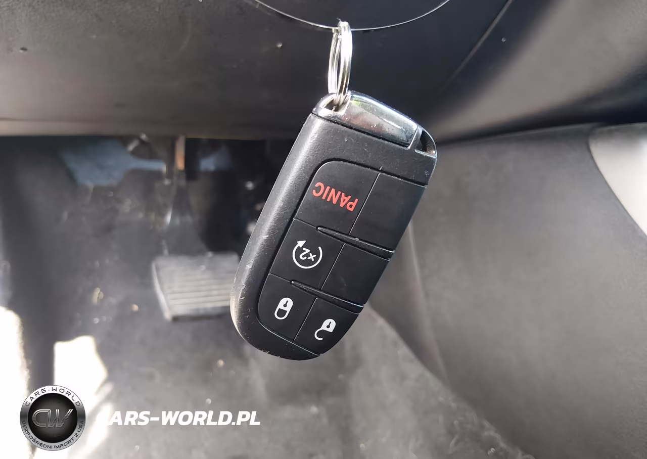 2019 Jeep Compass Latitude 4X4 VIN:3C4NJDBB8KT696430 - 11