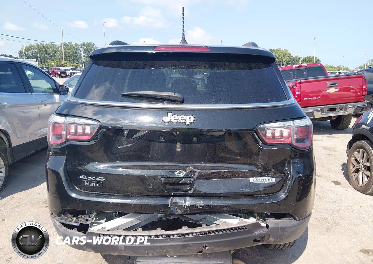 2019 Jeep Compass Latitude 4X4 VIN:3C4NJDBB8KT696430 - 16