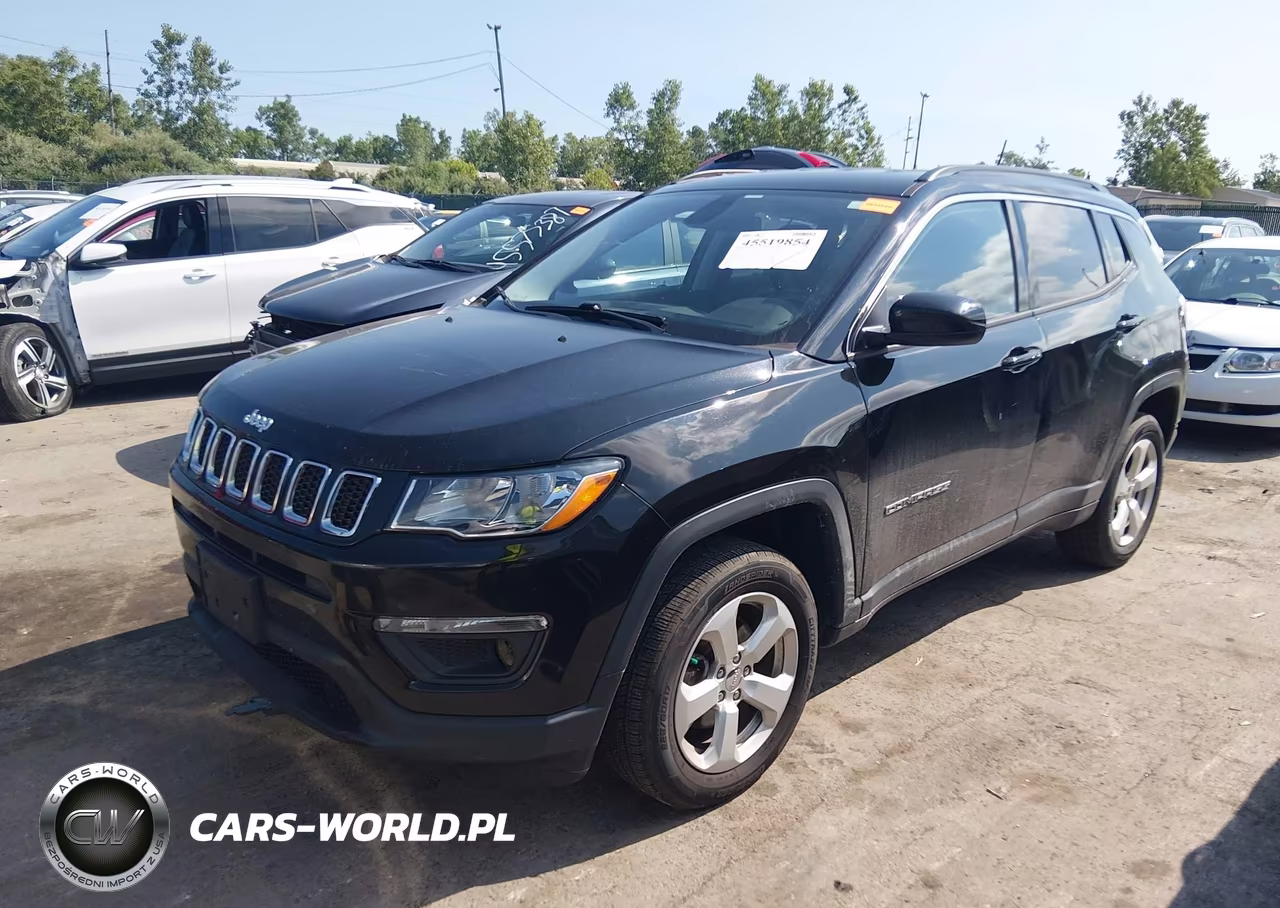 2019 Jeep Compass Latitude 4X4 VIN:3C4NJDBB8KT696430 - 2