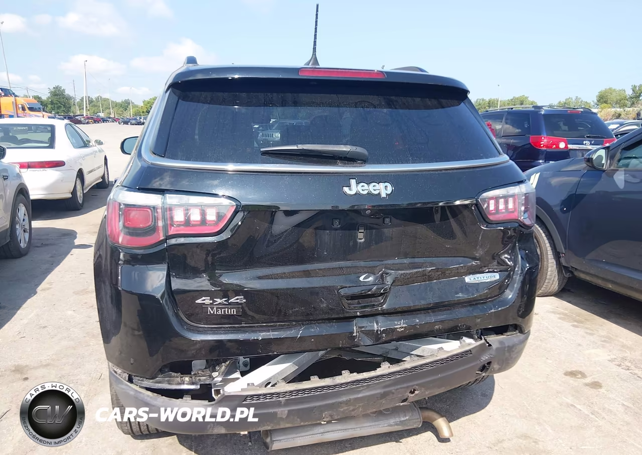 2019 Jeep Compass Latitude 4X4 VIN:3C4NJDBB8KT696430 - 6