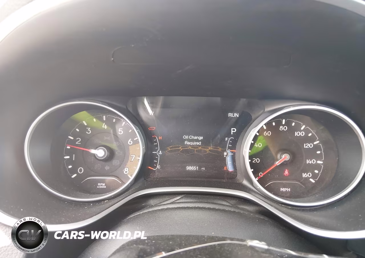 2019 Jeep Compass Latitude 4X4 VIN:3C4NJDBB8KT696430 - 7