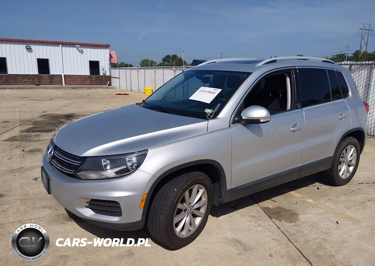 2017 Volkswagen Tiguan 2.0T Wolfsburg Edition VIN:WVGRV7AX8HW500912 - 2