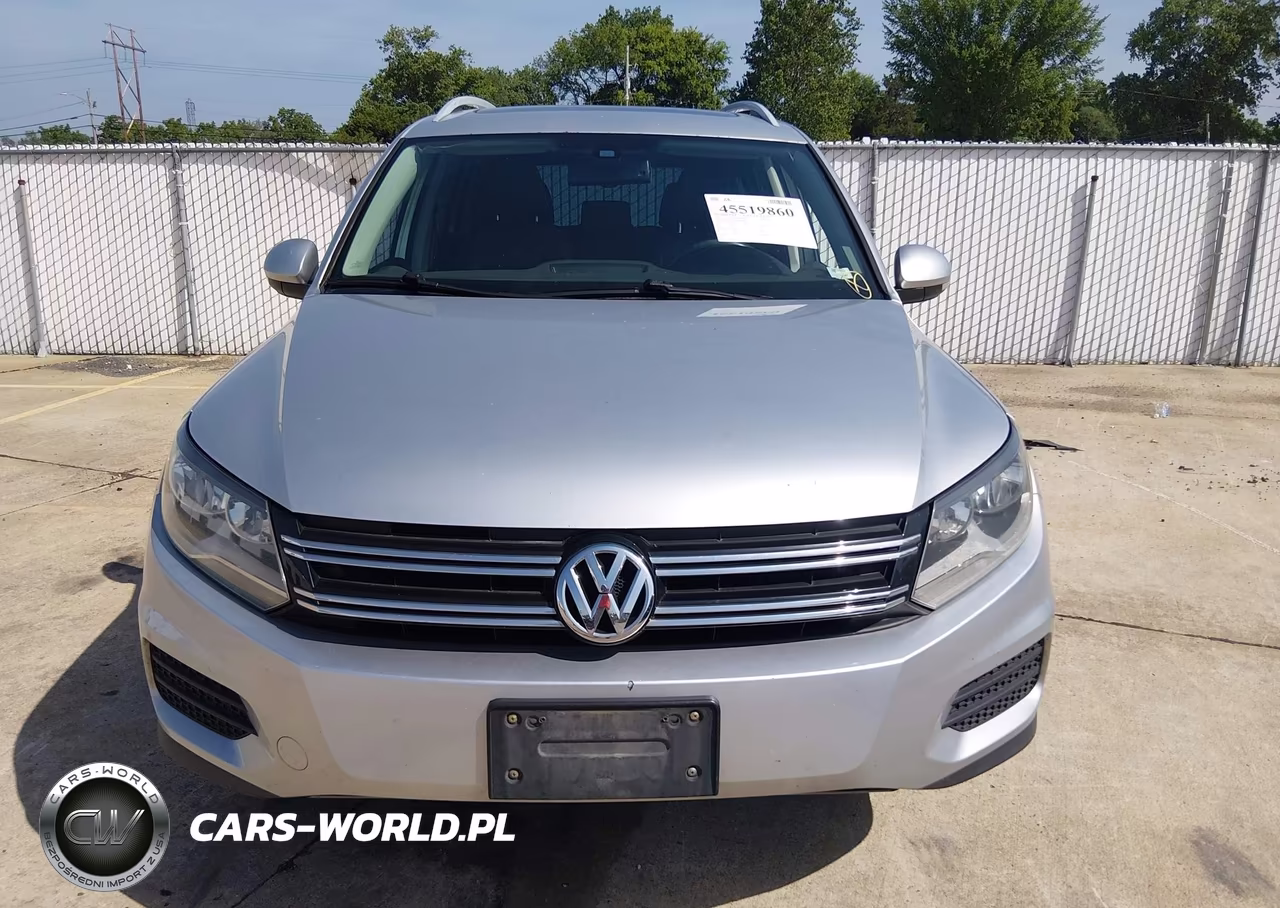 2017 Volkswagen Tiguan 2.0T Wolfsburg Edition VIN:WVGRV7AX8HW500912 - 6