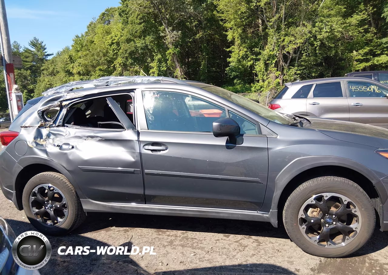 2022 Subaru Crosstrek Premium VIN:JF2GTAECXN8282057 - 13