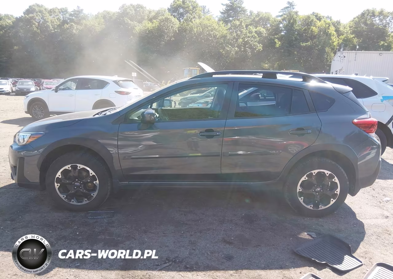 2022 Subaru Crosstrek Premium VIN:JF2GTAECXN8282057 - 14