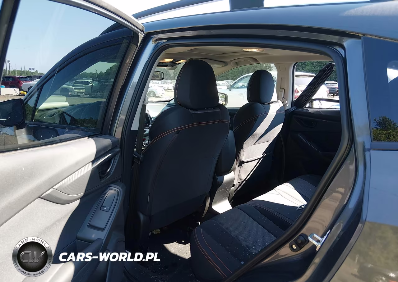 2022 Subaru Crosstrek Premium VIN:JF2GTAECXN8282057 - 8