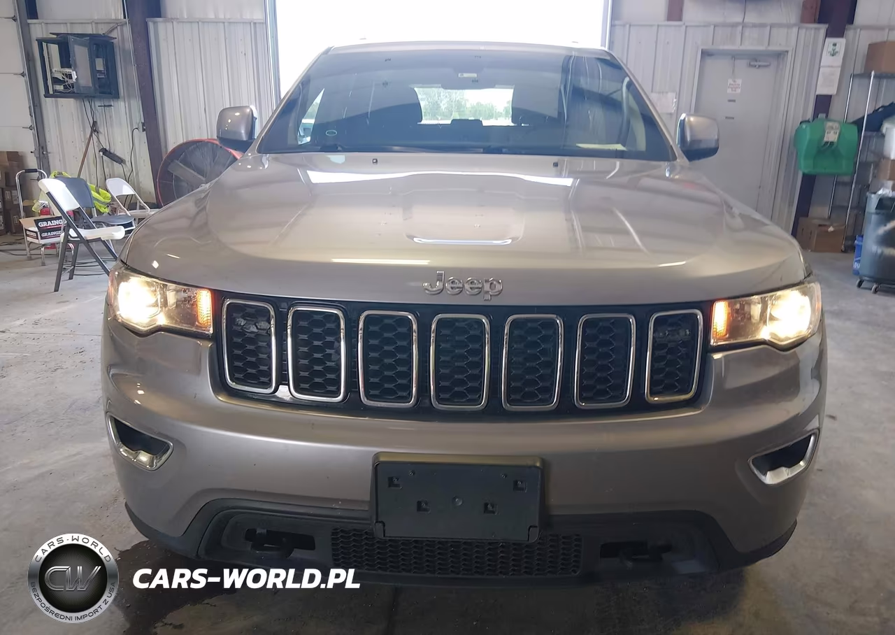 2019 Jeep Grand Cherokee Laredo E 4X4 VIN:1C4RJFAG0KC836914 - 6