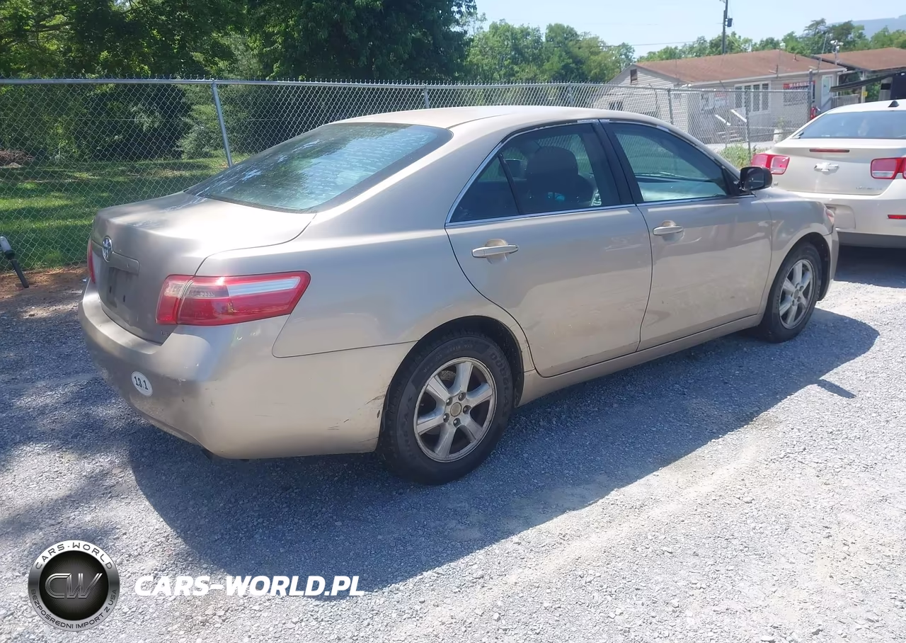 2007 Toyota Camry Le VIN:4T4BE46K07R007643 - 4