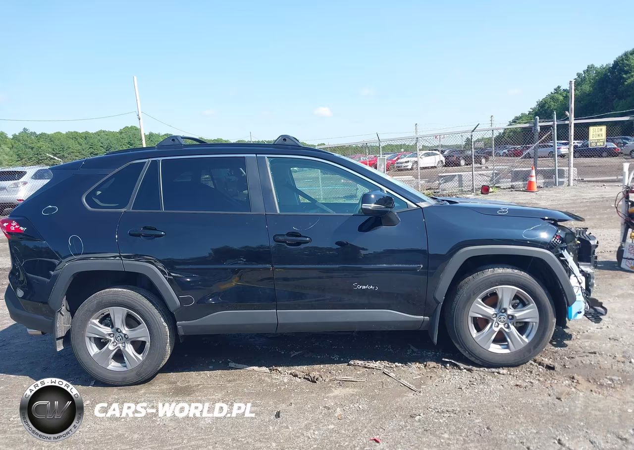 2025 Toyota Rav4 Xle VIN:2T3P1RFV8SW528063 - 14