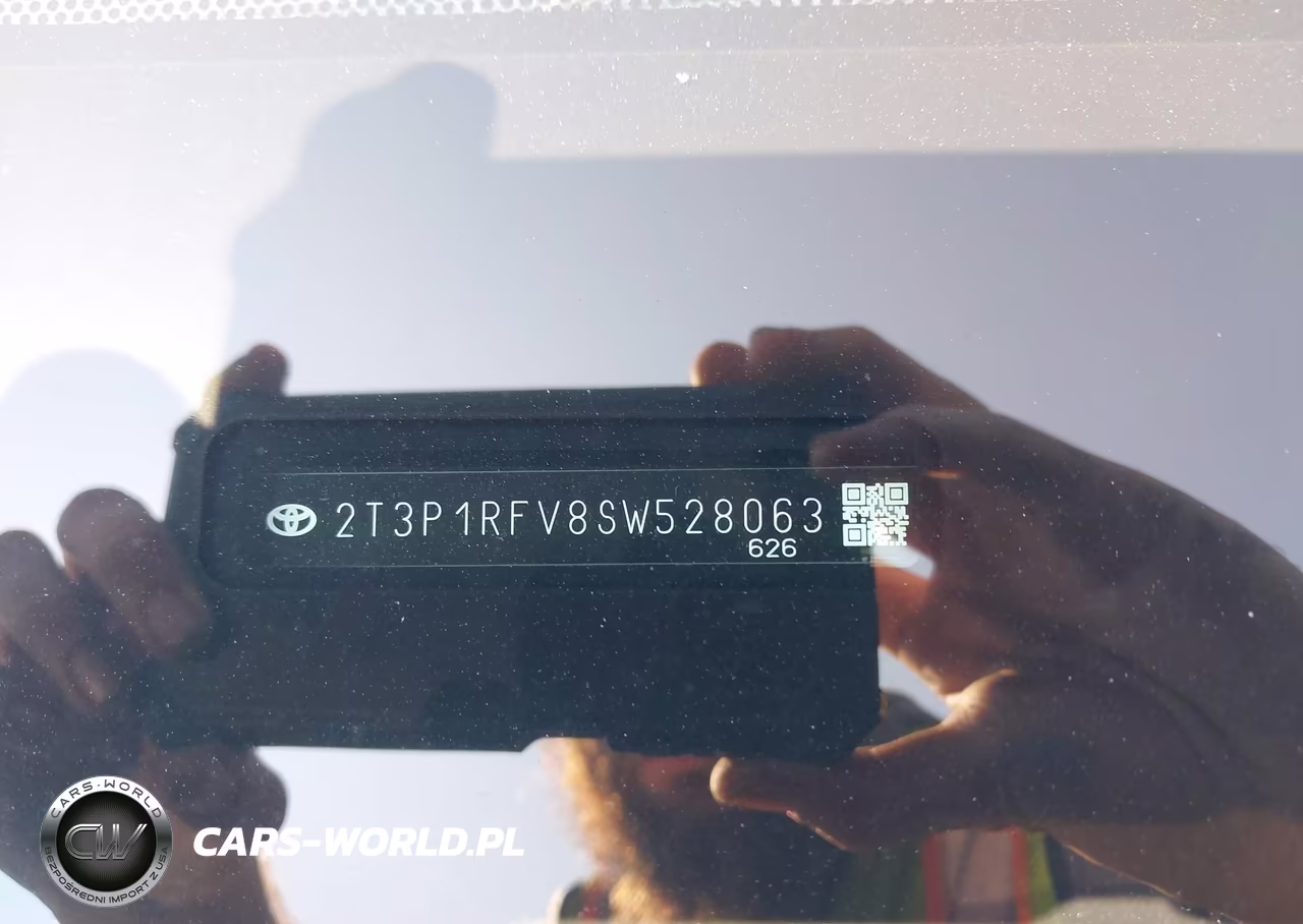 2025 Toyota Rav4 Xle VIN:2T3P1RFV8SW528063 - 9