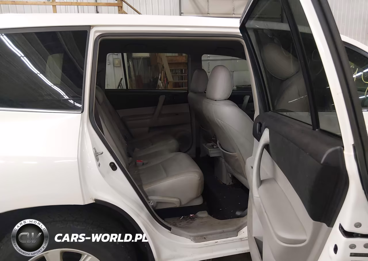 2012 Toyota Highlander Base V6 VIN:5TDZK3EH8CS070963 - 8