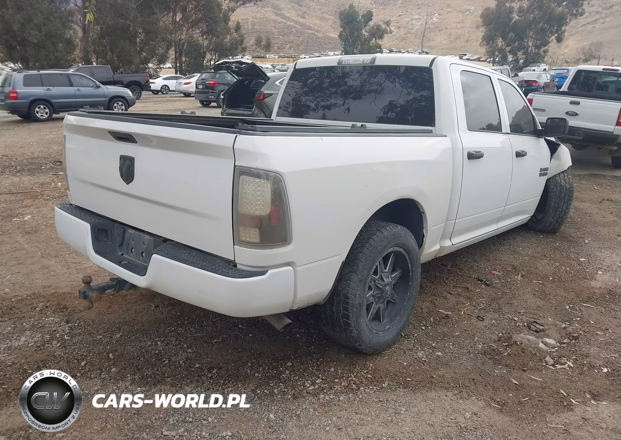 2018 Ram 1500 Express 4X2 5'7 Box VIN:1C6RR6KG7JS337143 - 4