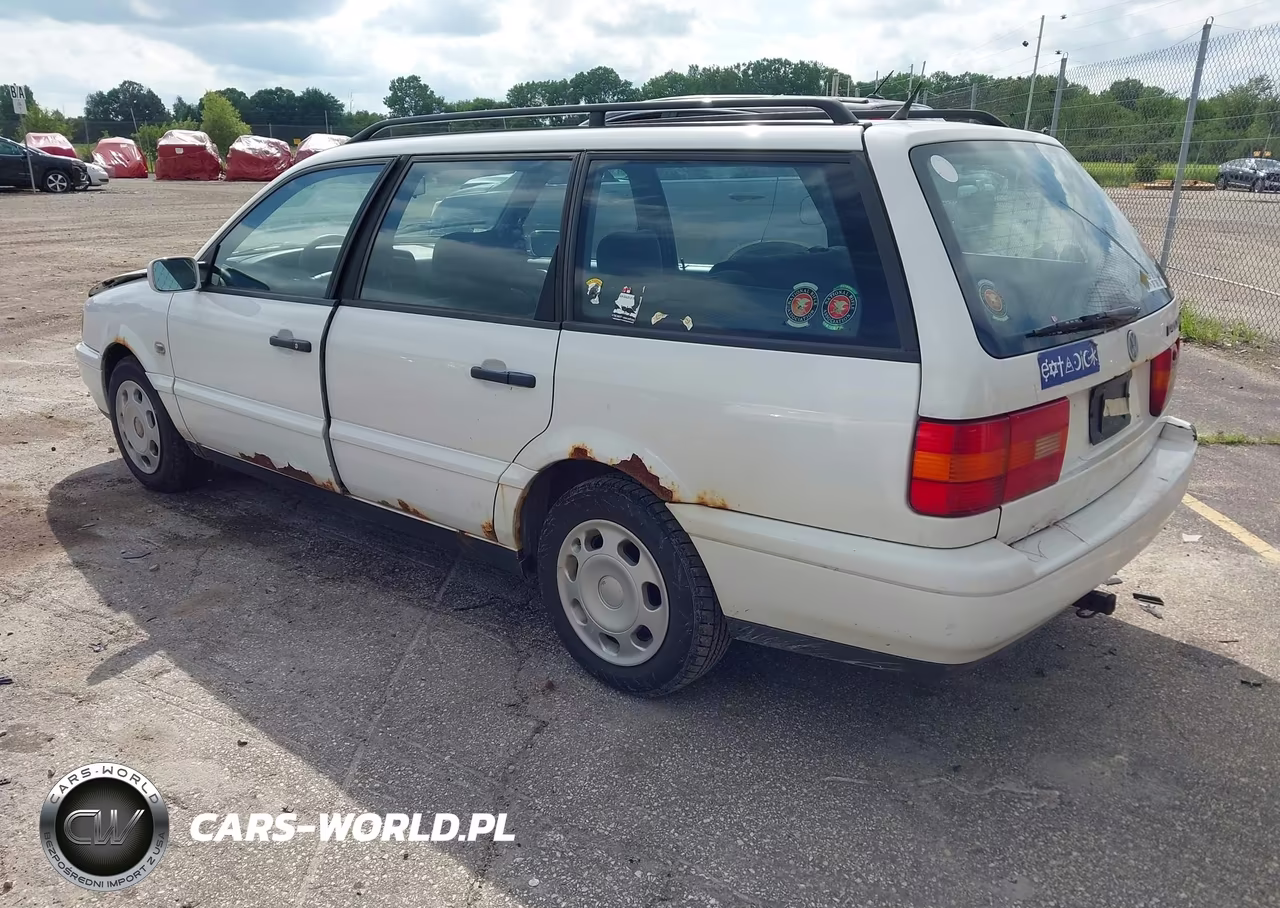 1996 Volkswagen Passat Tdi VIN:WVWHG83A2TE248677 - 3