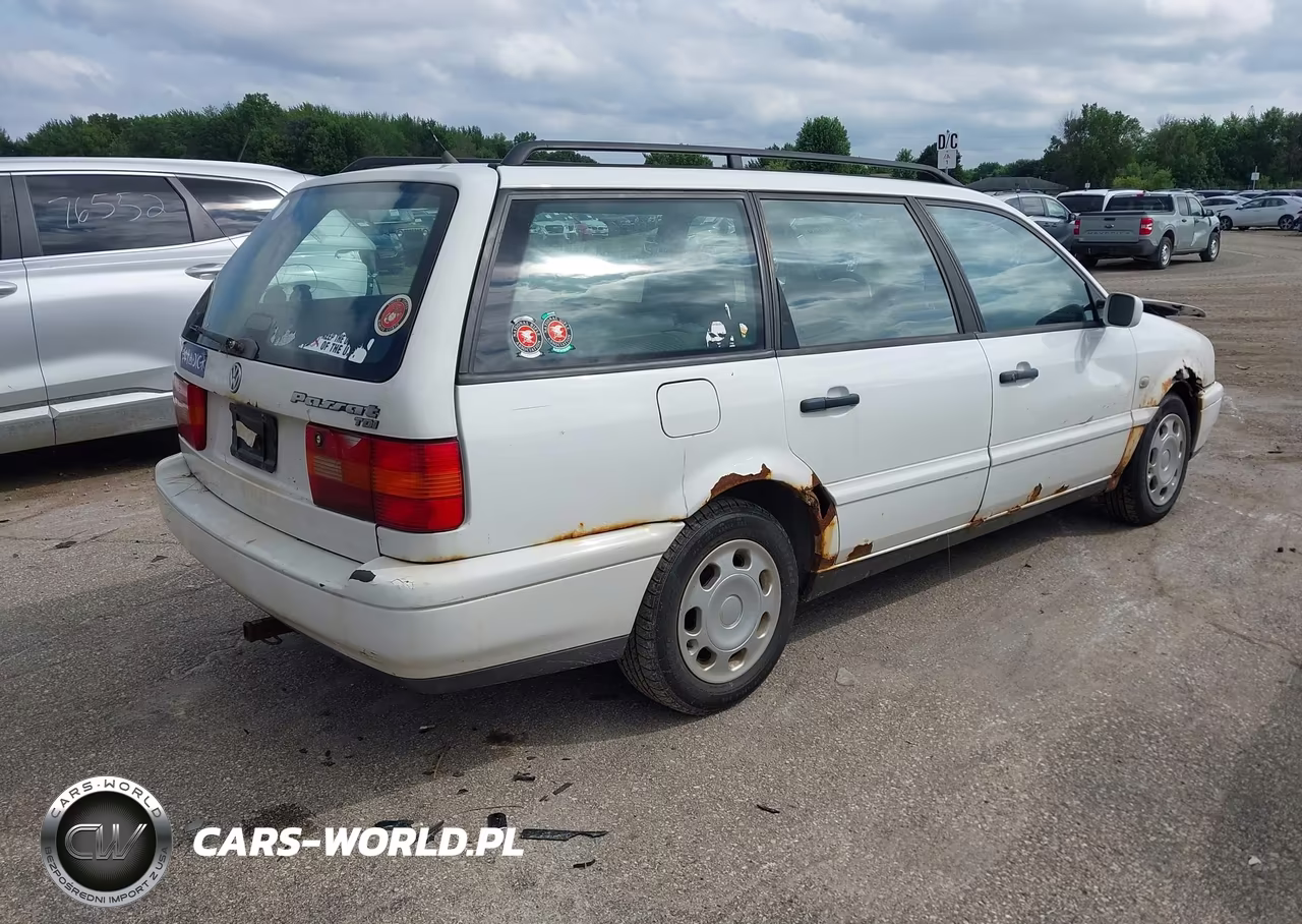 1996 Volkswagen Passat Tdi VIN:WVWHG83A2TE248677 - 4