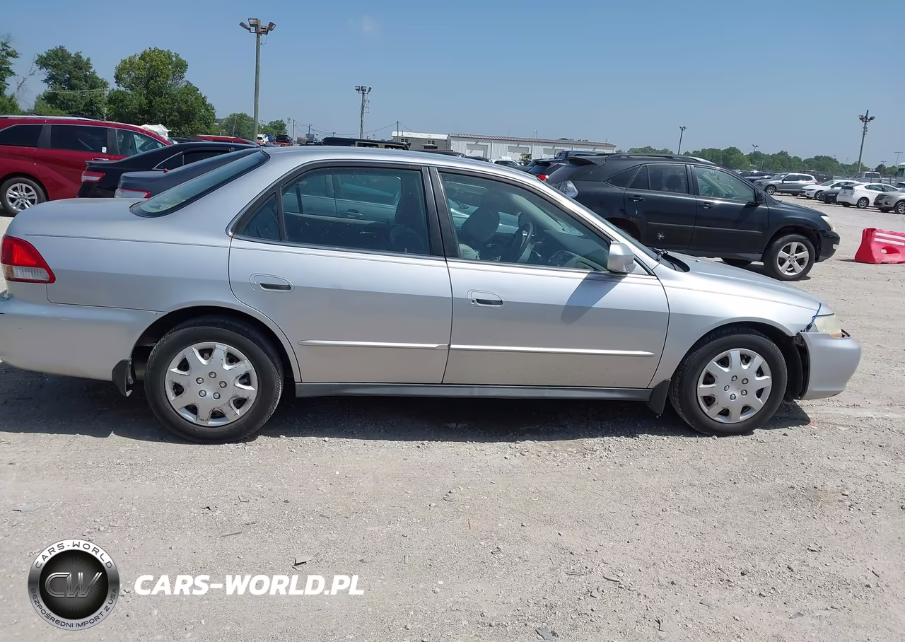 2002 Honda Accord VIN:1HGCG56462A079429 - 13
