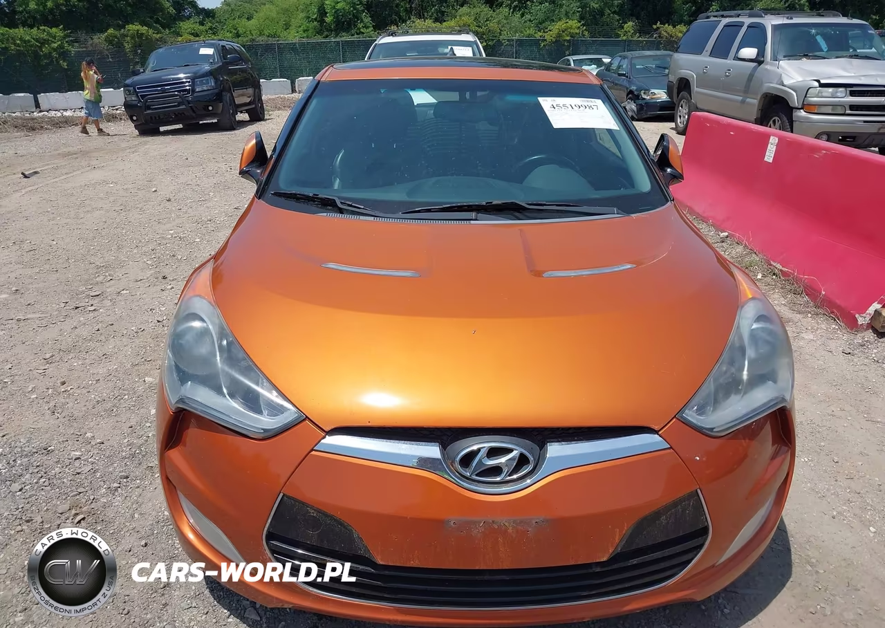 2012 Hyundai Veloster Base W-Black VIN:KMHTC6AD3CU029901 - 16