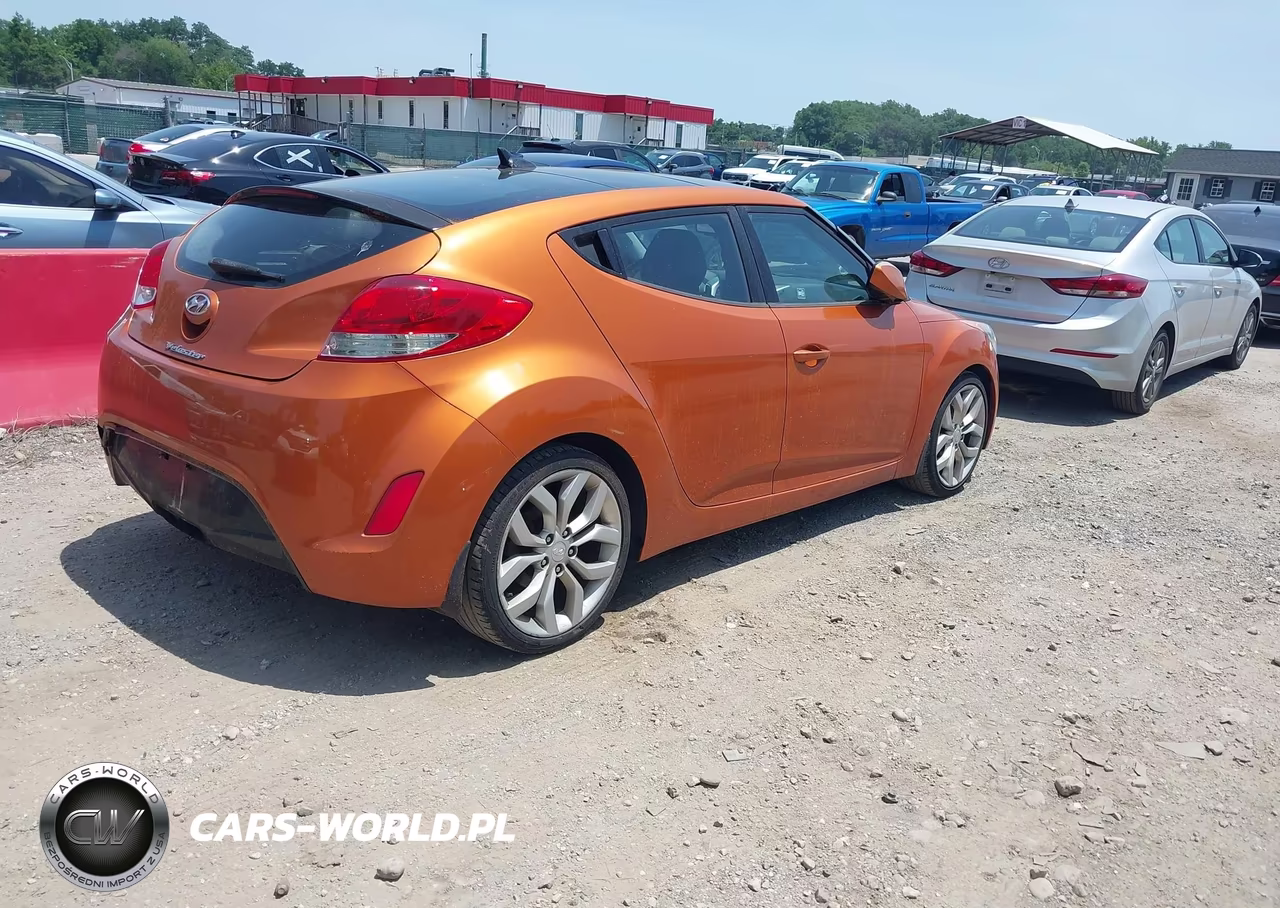 2012 Hyundai Veloster Base W-Black VIN:KMHTC6AD3CU029901 - 4