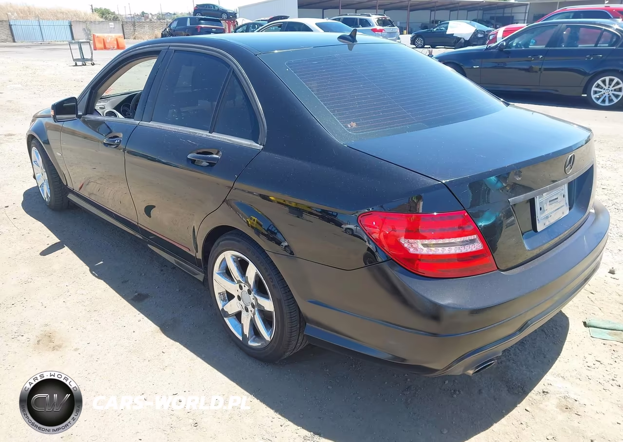 2012 Mercedes-Benz C 250 Sport VIN:WDDGF4HBXCR193421 - 3