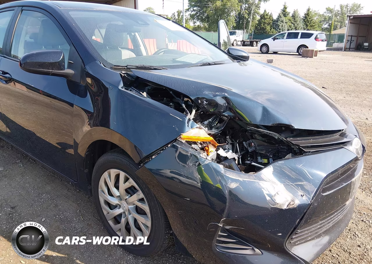 2019 Toyota Corolla Le VIN:2T1BURHE3KC213129 - 6