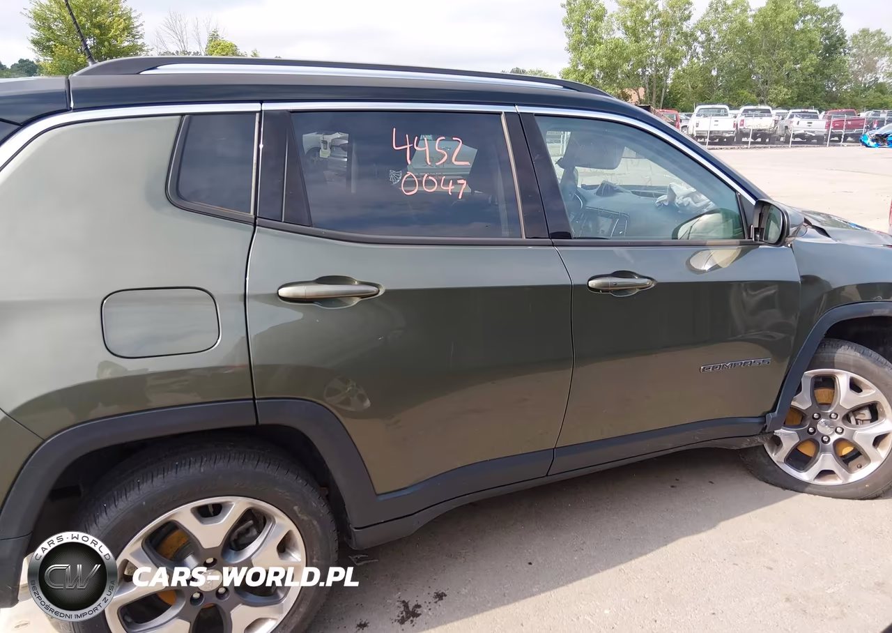 2018 Jeep Compass Limited 4X4 VIN:3C4NJDCB3JT258847 - 14